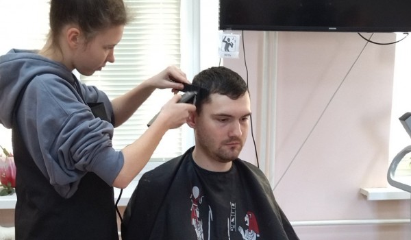 Парикмахеры – волонтеры
