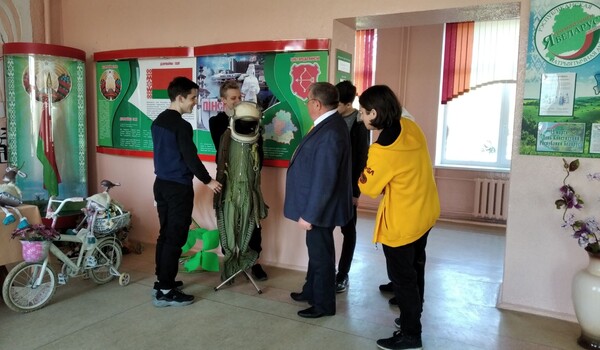 День космонавтики в колледже